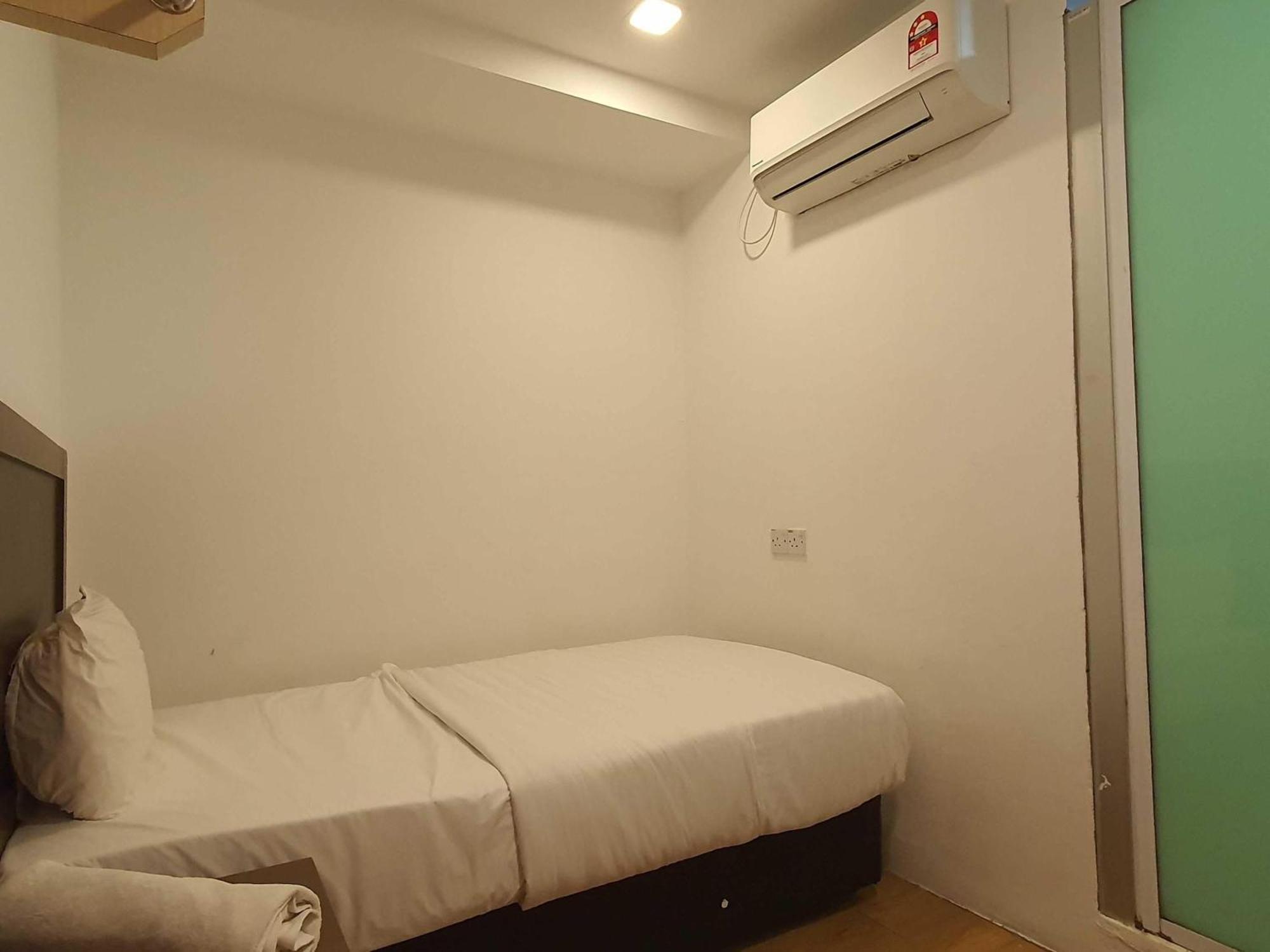 Oyo 91053 Signature Inn Miri Eksteriør bilde